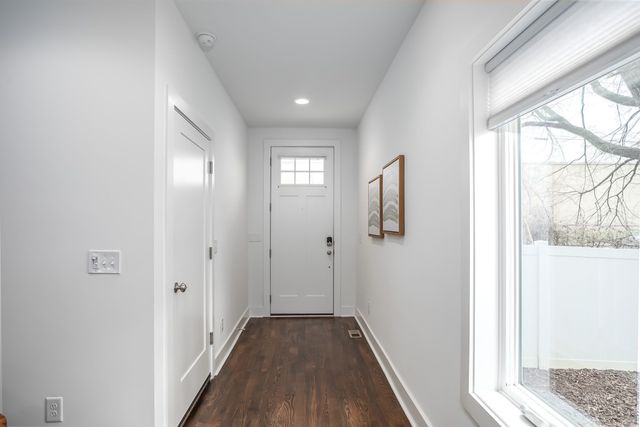33 Perkins St, Nashville, TN 37210
