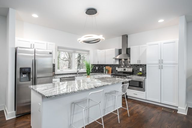 33 Perkins St, Nashville, TN 37210