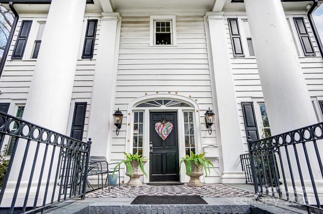 5101 Monroe Road, Charlotte, NC 28205