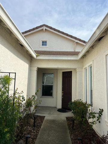 5712 Herbal Way, Sacramento, CA 95835