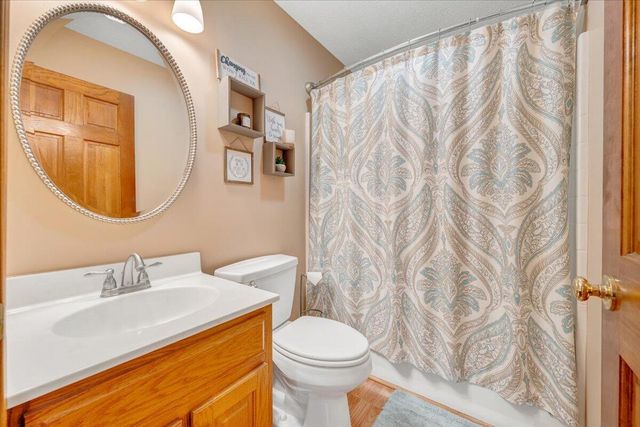 225 Dillard LN, Rocky Mount, VA 24151