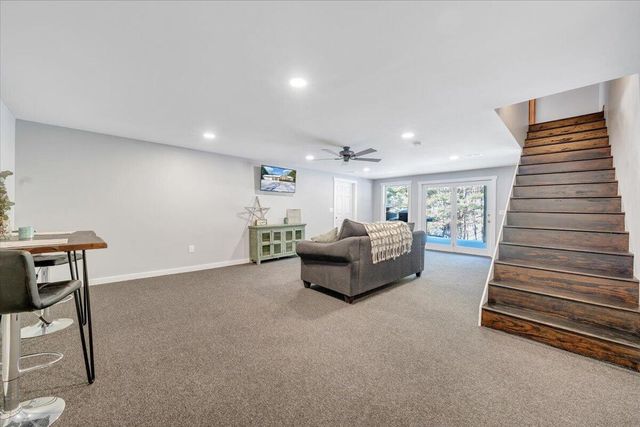 225 Dillard LN, Rocky Mount, VA 24151