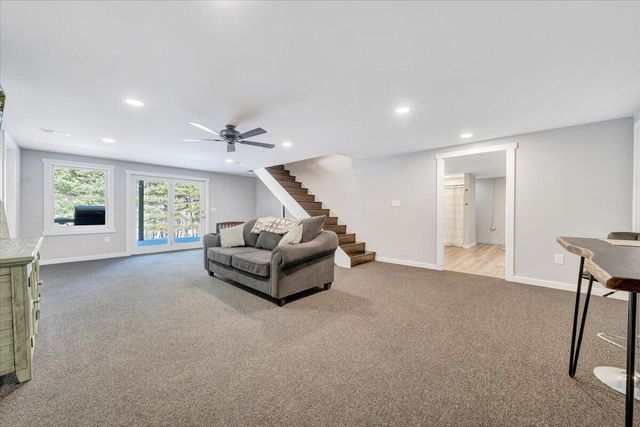 225 Dillard LN, Rocky Mount, VA 24151