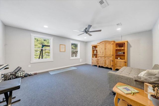 225 Dillard LN, Rocky Mount, VA 24151