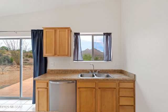 1140 Calle Carmelita, Rio Rico, AZ 85648