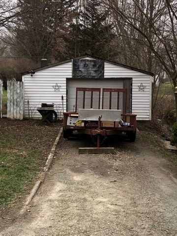 132 S East Street, Charlottesville, IN 46117