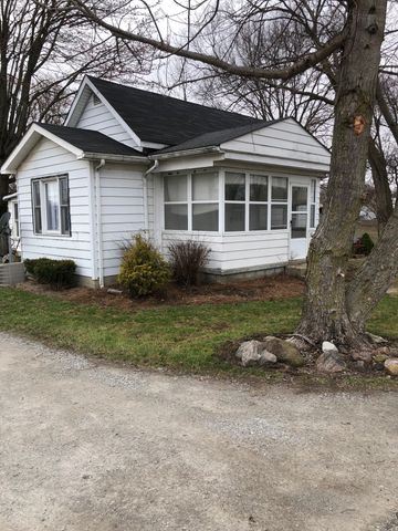 132 S East Street, Charlottesville, IN 46117