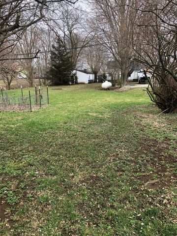 132 S East Street, Charlottesville, IN 46117