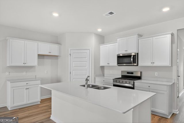 127 Fernhill Drive, Statesboro, GA 30461