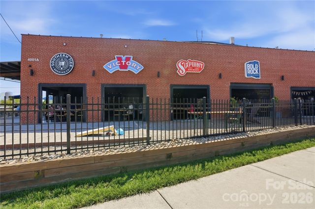 3700 S Tryon Street 31, Charlotte, NC 28217