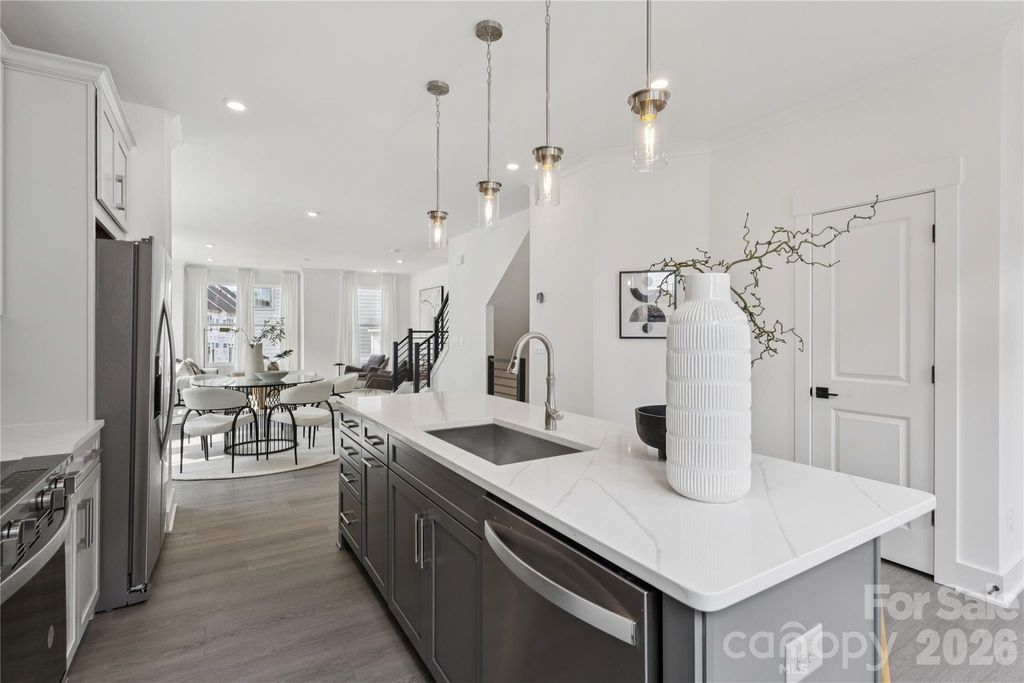 3700 S Tryon Street 31, Charlotte, NC 28217