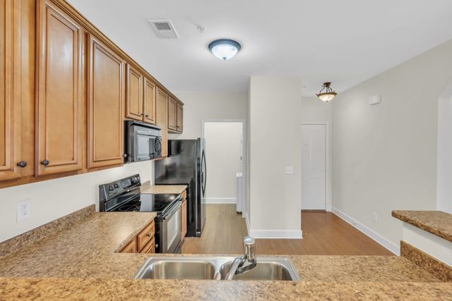 4720 Brighton Village Dr A3, Nashville, TN 37211
