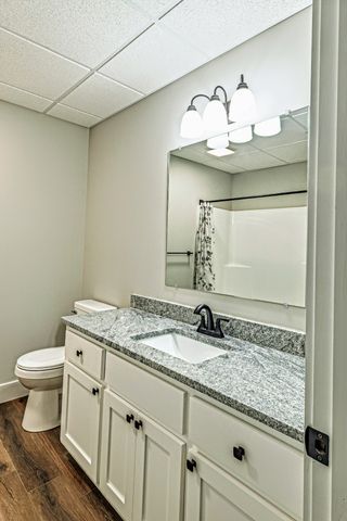 1875 Rocky Hollow Rd, Erin, TN 37061