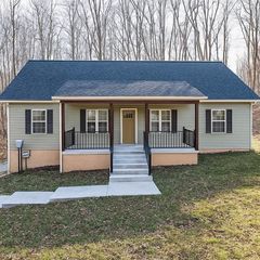 1875 Rocky Hollow Rd, Erin, TN 37061
