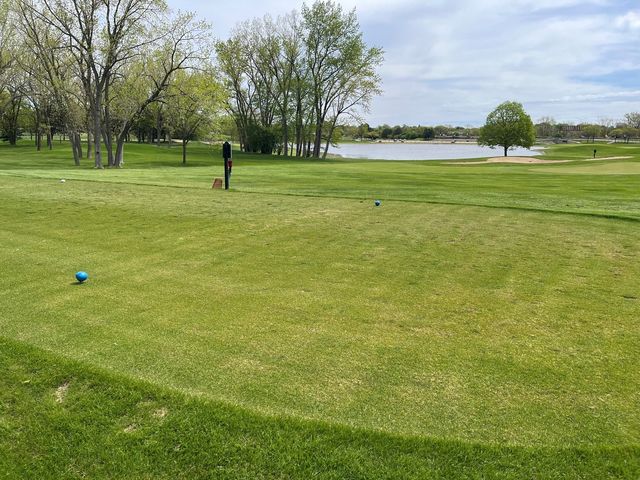950 E Wilmette Road 405, Palatine, IL 60074