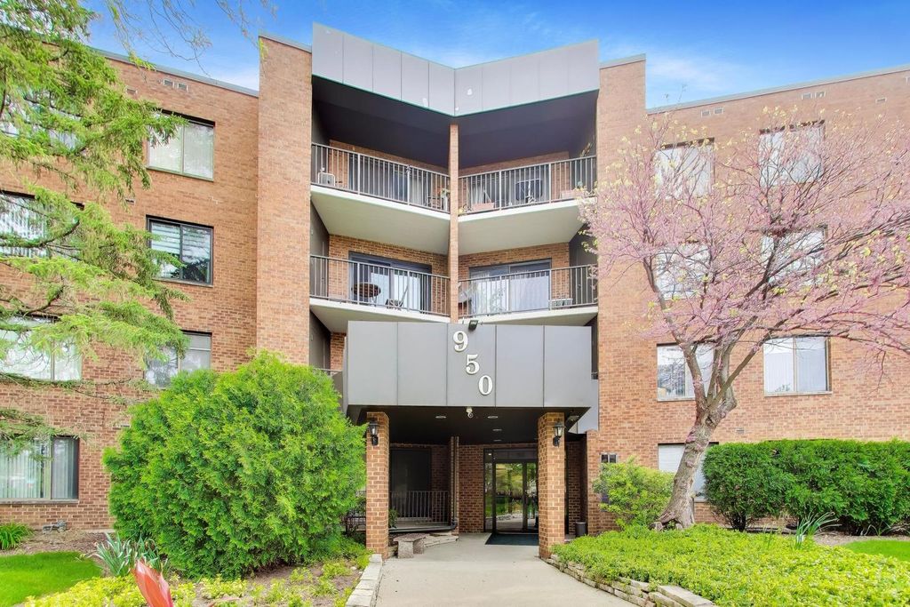 950 E Wilmette Road 405, Palatine, IL 60074