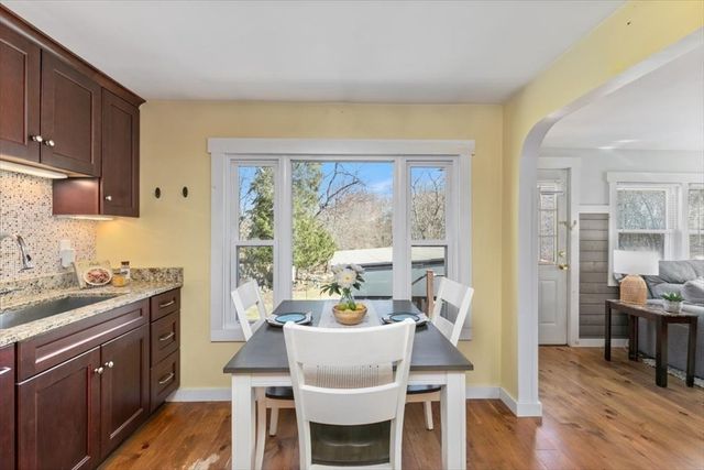 51 Superior Ave, Dracut, MA 01826