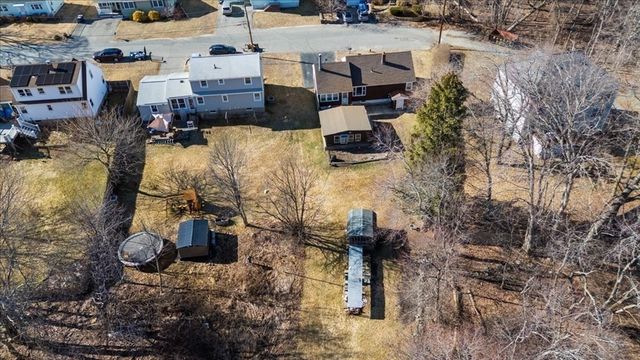 51 Superior Ave, Dracut, MA 01826