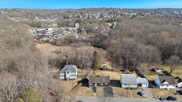 51 Superior Ave, Dracut, MA 01826