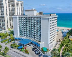 19201 COLLINS AV 432, Sunny Isles Beach, FL 33160