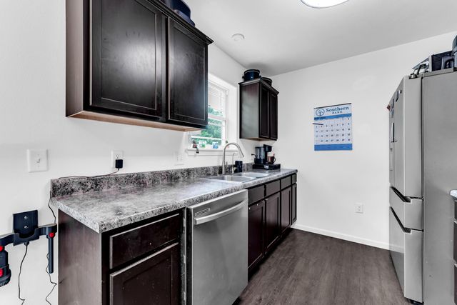 209 Blunk Terrace, Forsyth, MO 65653