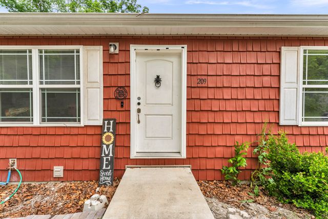 209 Blunk Terrace, Forsyth, MO 65653