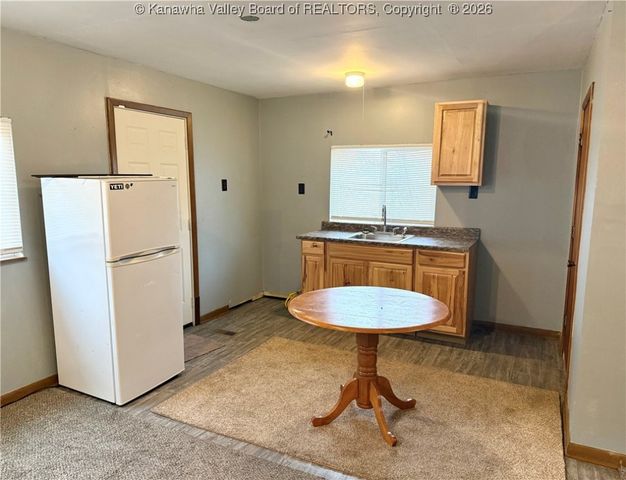 53 Dunbar Avenue, Dunbar, WV 25064