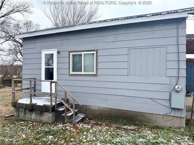 53 Dunbar Avenue, Dunbar, WV 25064