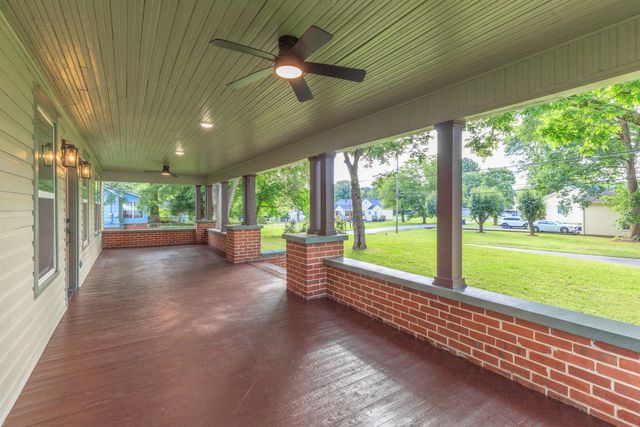 912 S Chattanooga Street, Lafayette, GA 30728