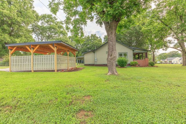912 S Chattanooga Street, Lafayette, GA 30728