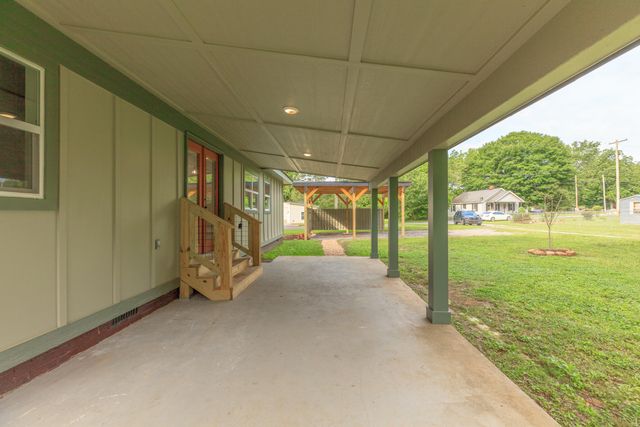 912 S Chattanooga Street, Lafayette, GA 30728