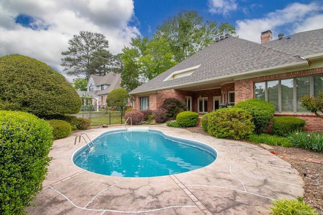 46 Masters Place Drive, Maumelle, AR 72113