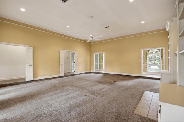 46 Masters Place Drive, Maumelle, AR 72113