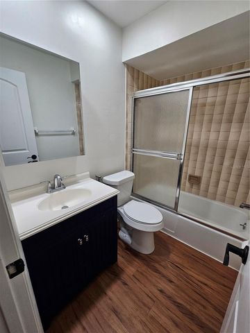 659 N JEFFERSON AVENUE 659, Sarasota, FL 34237