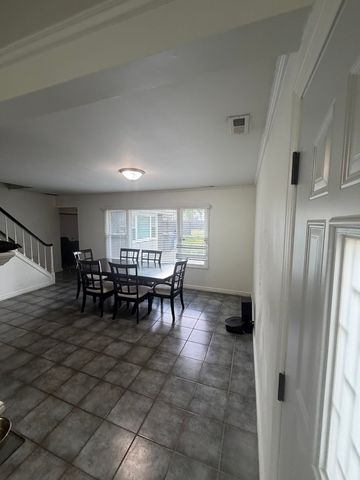 4316 Elm Avenue, Lyons, IL 60534