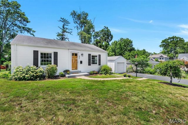 849 Glendower Drive, Kirkwood, MO 63122