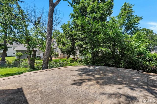849 Glendower Drive, Kirkwood, MO 63122