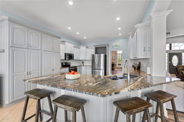 28265 Overbrook Road, Paola, KS 66071