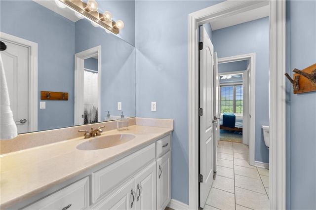 28265 Overbrook Road, Paola, KS 66071
