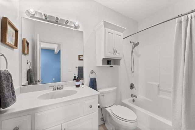 28265 Overbrook Road, Paola, KS 66071