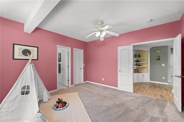 28265 Overbrook Road, Paola, KS 66071