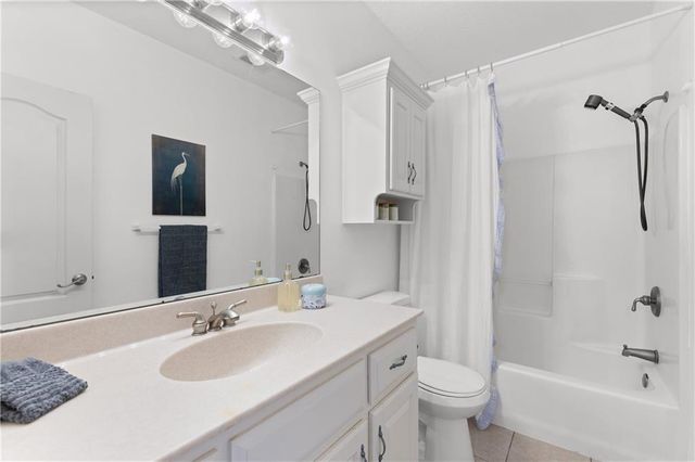 28265 Overbrook Road, Paola, KS 66071