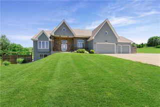 28265 Overbrook Road, Paola, KS 66071