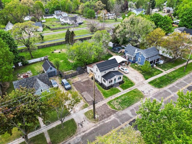413 S Front Street, Belding, MI 48809
