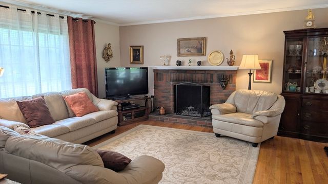 156 Center Bridge Rd, Lancaster, MA 01523