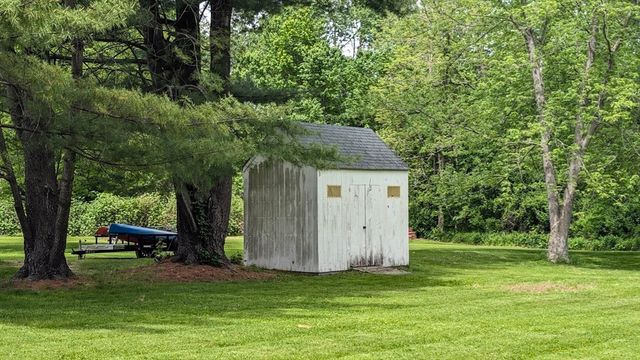 156 Center Bridge Rd, Lancaster, MA 01523