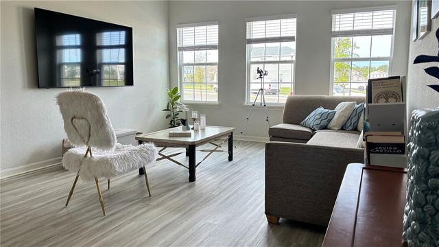 317 SILVERBELL TRAIL, St Cloud, FL 34771