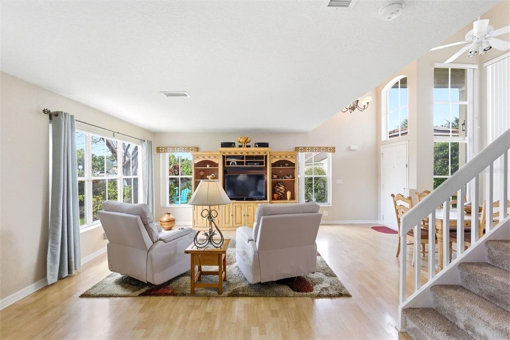 Image 12 of property listing at 3135 SUNSET CIRCLE, Margate, FL 33063