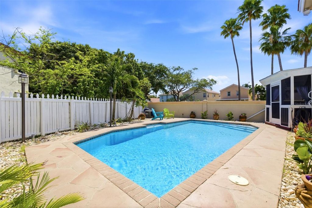 Image 3 of property listing at 3135 SUNSET CIRCLE, Margate, FL 33063