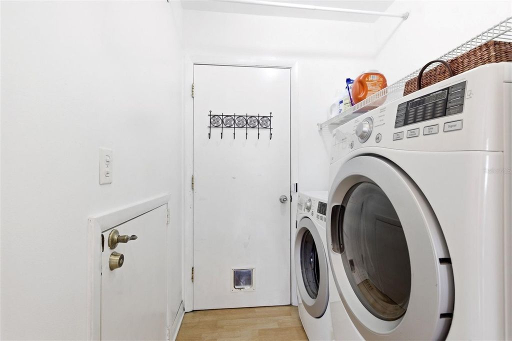 Image 24 of property listing at 3135 SUNSET CIRCLE, Margate, FL 33063